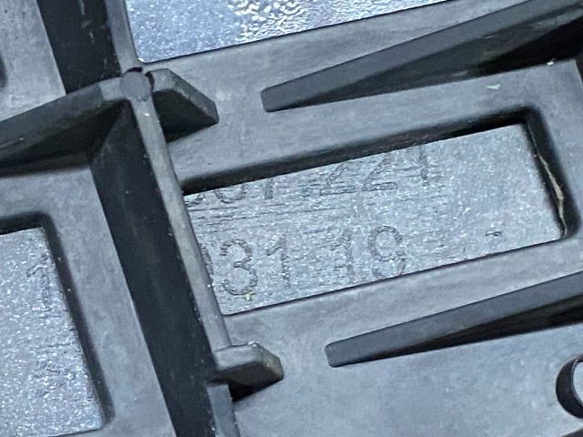 bontott SKODA ROOMSTER Első Lökhárító (Részeivel)