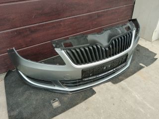 bontott SKODA ROOMSTER Első Lökhárító (Részeivel)