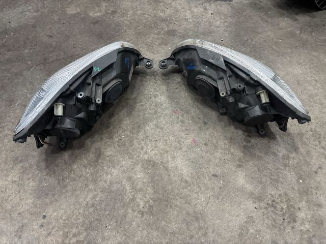 bontott SKODA ROOMSTER Fényszóró Pár