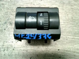 bontott SKODA ROOMSTER Fényszórómagasság Állító Kapcsoló