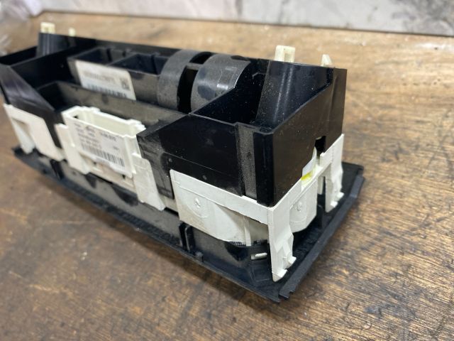 bontott SKODA ROOMSTER Fűtéskapcsoló (Nem klímás)