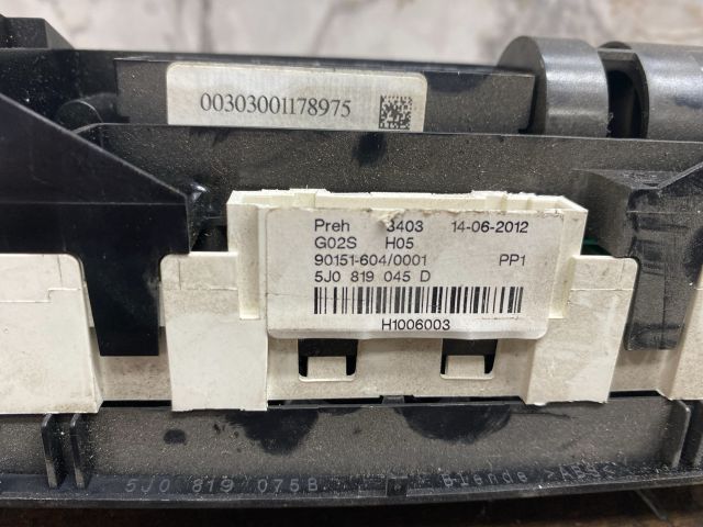 bontott SKODA ROOMSTER Fűtéskapcsoló (Nem klímás)