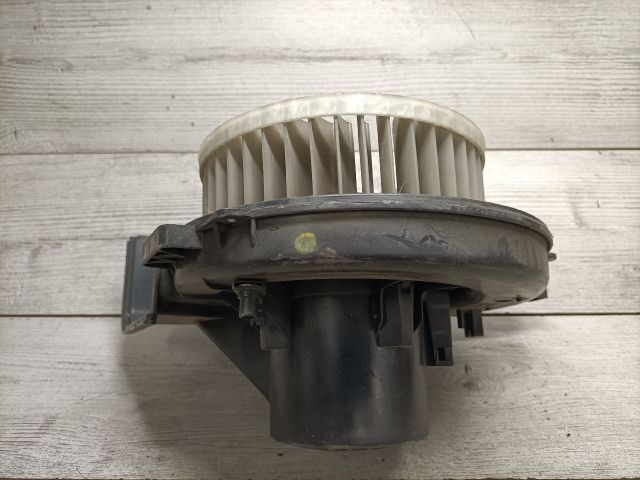 bontott SKODA ROOMSTER Fűtőmotor (Klímás)