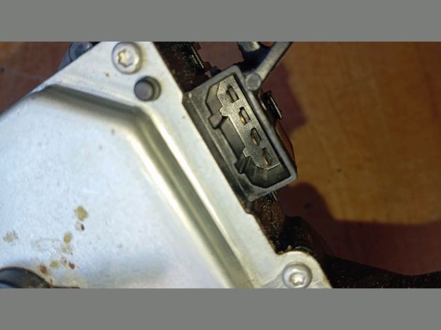 bontott SKODA ROOMSTER Hátsó Ablaktörlő Motor