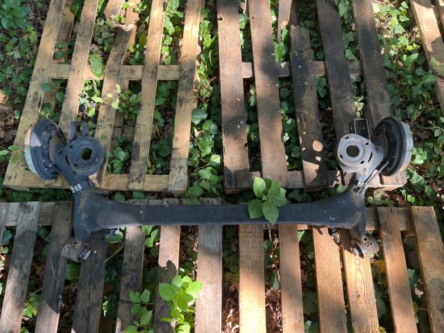 bontott SKODA ROOMSTER Hátsó Híd (Dobfékes)