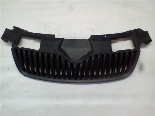 bontott SKODA ROOMSTER Hűtőrács