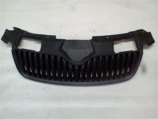 bontott SKODA ROOMSTER Hűtőrács