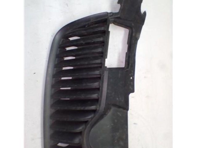 bontott SKODA ROOMSTER Hűtőrács