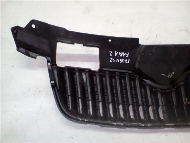 bontott SKODA ROOMSTER Hűtőrács