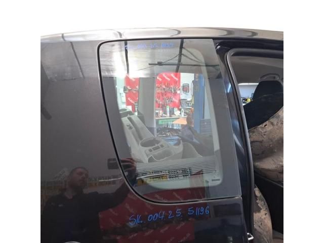 bontott SKODA ROOMSTER Jobb C Oszlop Oldalablak Üveg