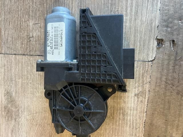 bontott SKODA ROOMSTER Jobb első Ablakemelő Motor