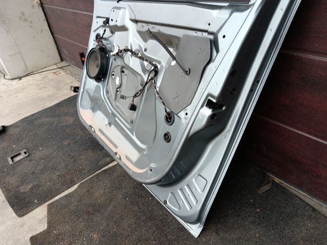 bontott SKODA ROOMSTER Jobb első Ajtó (Részeivel)