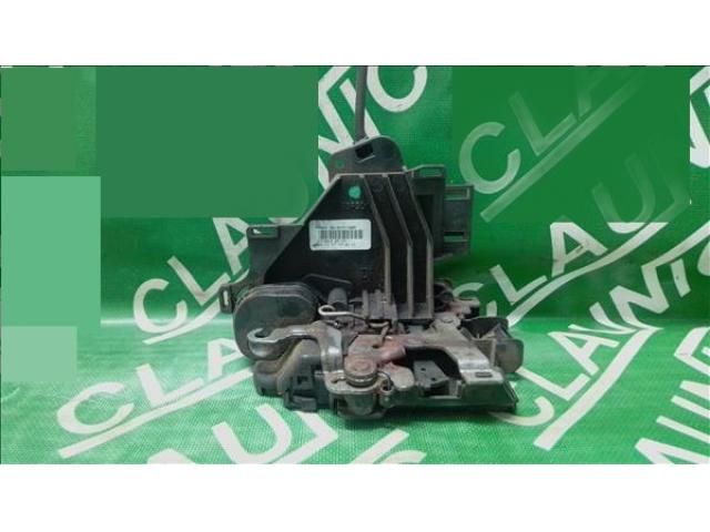 bontott SKODA ROOMSTER Jobb első Ajtózár