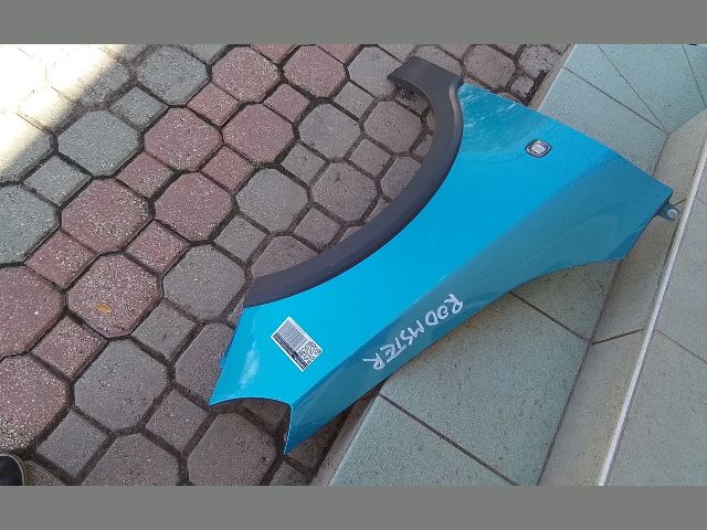 bontott SKODA ROOMSTER Jobb első Sárvédő