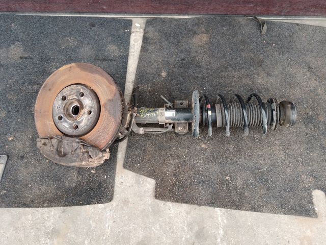 bontott SKODA ROOMSTER Jobb Gólyaláb Csonkállvánnyal