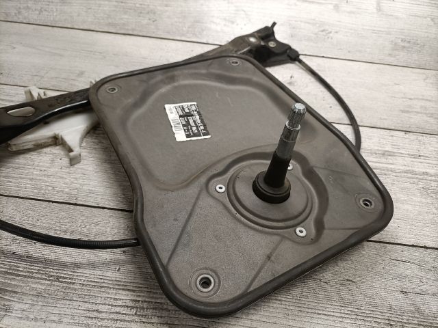 bontott SKODA ROOMSTER Jobb hátsó Ablakemelő Szerkezet (Mechanikus)