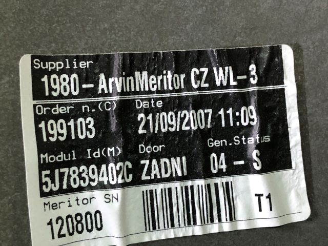 bontott SKODA ROOMSTER Jobb hátsó Ablakemelő Szerkezet (Mechanikus)