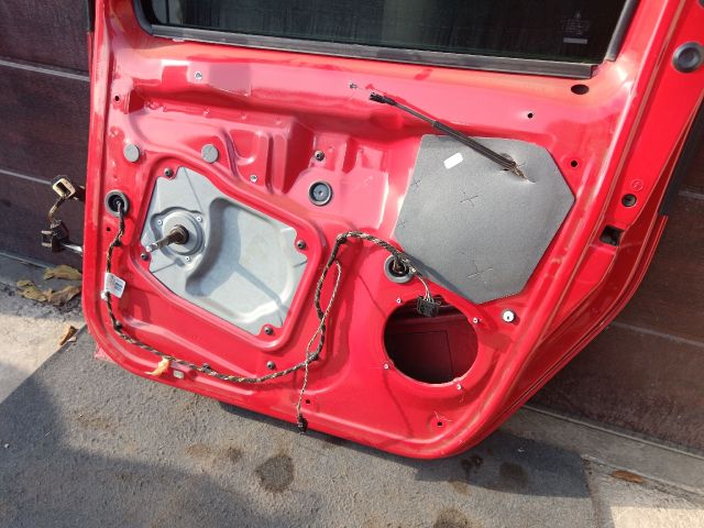 bontott SKODA ROOMSTER Jobb hátsó Ajtó (Részeivel)