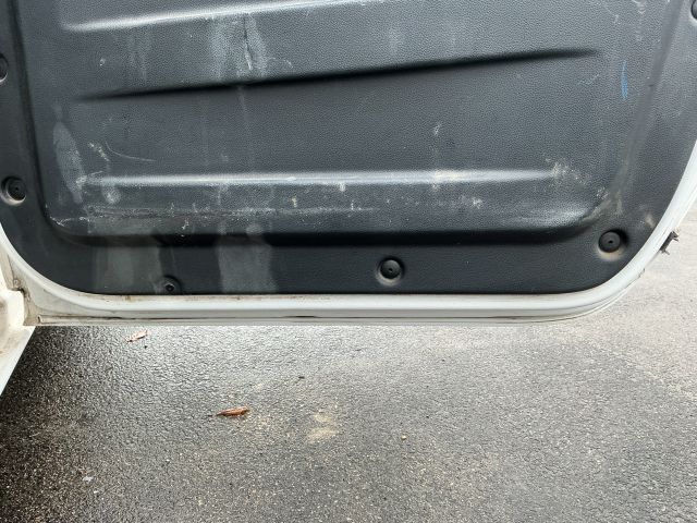 bontott SKODA ROOMSTER Jobb hátsó Ajtó (Részeivel)