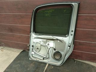 bontott SKODA ROOMSTER Jobb hátsó Ajtó (Részeivel)