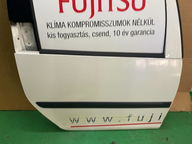 bontott SKODA ROOMSTER Jobb hátsó Ajtó (Üres lemez)