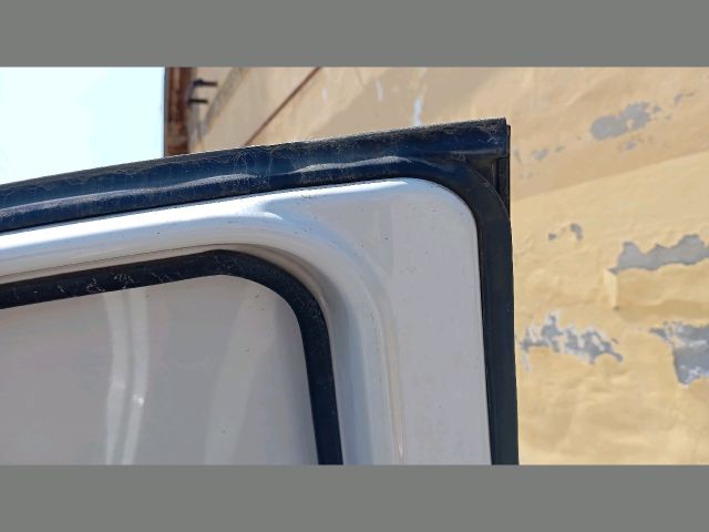 bontott SKODA ROOMSTER Jobb hátsó Ajtó (Üres lemez)