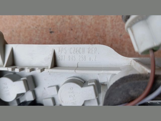 bontott SKODA ROOMSTER Jobb Hátsó Lámpa Foglalat