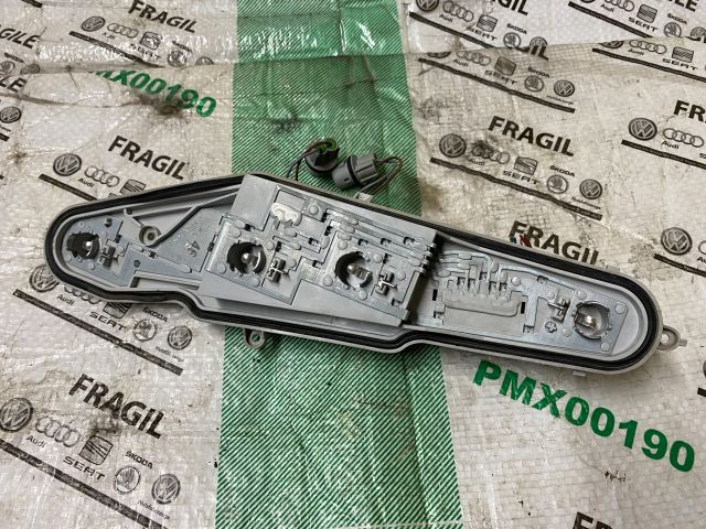 bontott SKODA ROOMSTER Jobb Hátsó Lámpa Foglalat