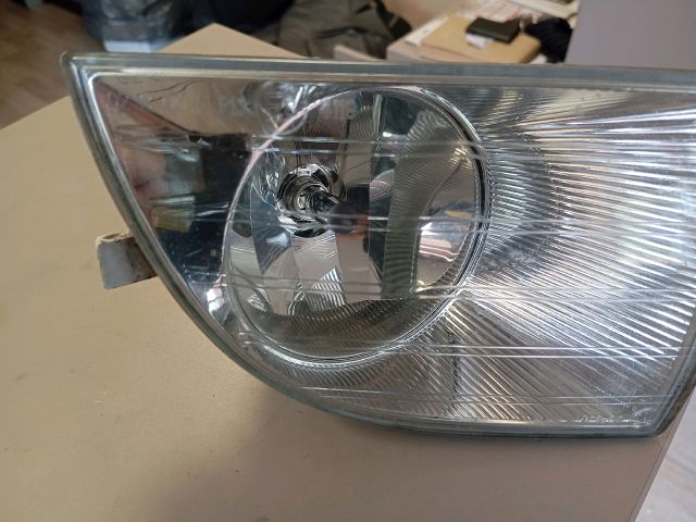 bontott SKODA ROOMSTER Jobb Ködfényszóró