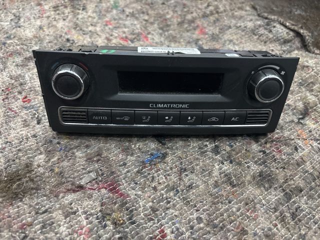 bontott SKODA ROOMSTER Klíma Kapcsoló