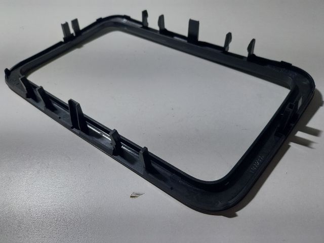 bontott SKODA ROOMSTER Középkonzol Keret