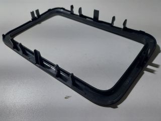 bontott SKODA ROOMSTER Középkonzol Keret