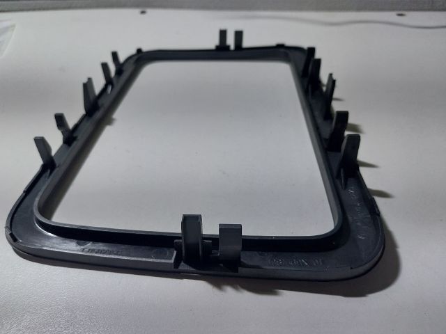 bontott SKODA ROOMSTER Középkonzol Keret