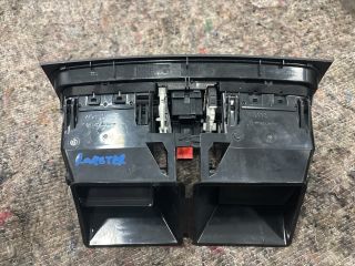 bontott SKODA ROOMSTER Középső Szellőző