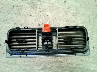 bontott SKODA ROOMSTER Középső Szellőző