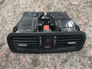 bontott SKODA ROOMSTER Középső Szellőző