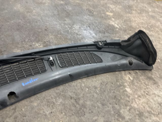 bontott SKODA ROOMSTER Levélrács