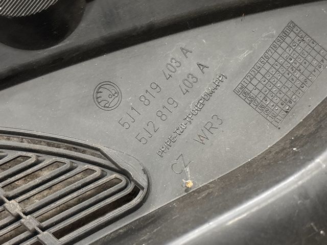 bontott SKODA ROOMSTER Levélrács