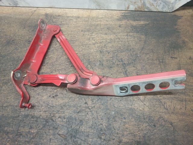 bontott SKODA ROOMSTER Motorháztető Bal Zsanér