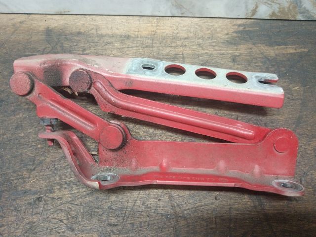 bontott SKODA ROOMSTER Motorháztető Jobb Zsanér