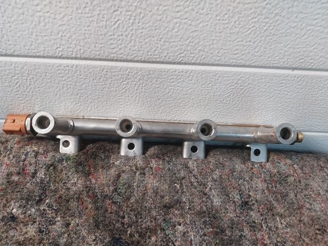 bontott SKODA ROOMSTER Nyomásszabályzó Szelep