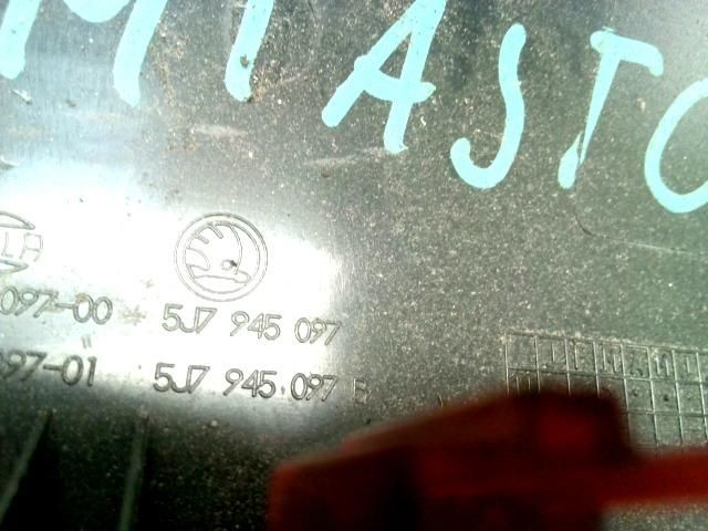 bontott SKODA ROOMSTER Pótféklámpa