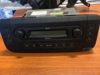 bontott SKODA ROOMSTER Rádió / CD Kapcsoló