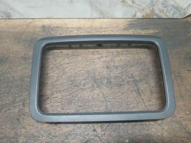 bontott SKODA ROOMSTER Rádió / CD Keret