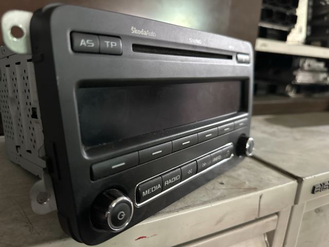 bontott SKODA ROOMSTER Rádió / CD