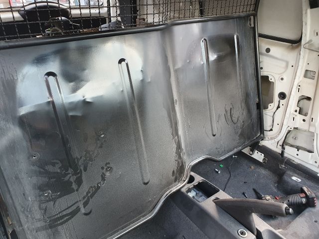 bontott SKODA ROOMSTER Térelválasztó