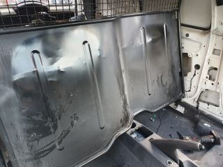 bontott SKODA ROOMSTER Térelválasztó