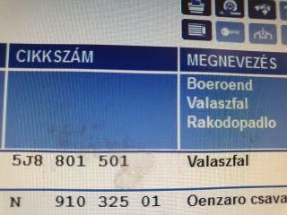 bontott SKODA ROOMSTER Térelválasztó