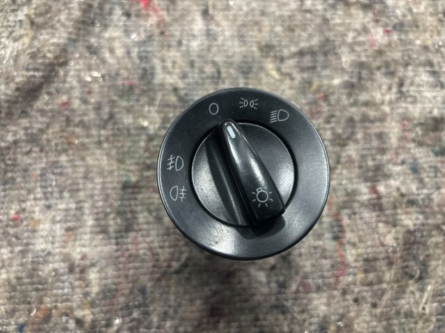 bontott SKODA ROOMSTER Világítás Kapcsoló