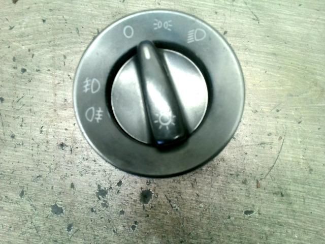 bontott SKODA ROOMSTER Világítás Kapcsoló